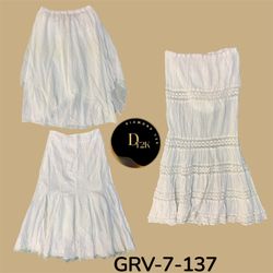 Vintage White Cotton Skirt – Early 2000s Essential..
