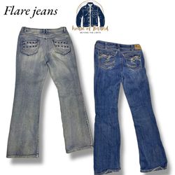 Flared Jeans