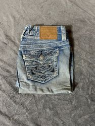 GLORIA VANDERBILT AND OTHER MIX BRANDS MINI SKIRTS..