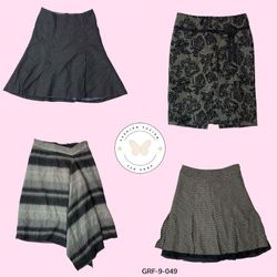 Y2K Gray & Black Wool Check Skirt – Retro Plaid Es..