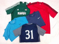 CR5264 Vintage Retro Branded Sports T-Shirts Bundl..