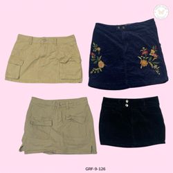 Y2K Cundry Mini Skirt – Vintage 2000s Style Essent..