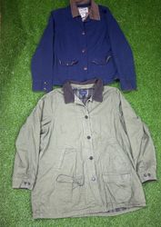 L.L Beanとブランドのないジャケット