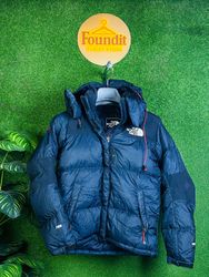 North Face Puffer | 700–800 Serie Fokus | Gemischt..