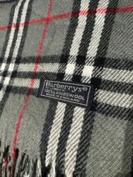 Burberry Scarve