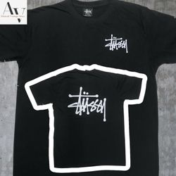 Stussy再構築スタイルの黒いStussyティー