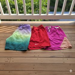 AV-0083 Nike Sports Shorts