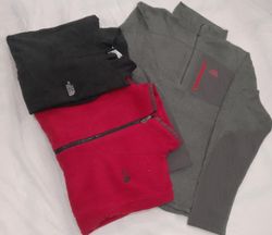 ZV0030 The North Face Fleeces