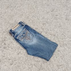 MISS ME, TRUE RELIGION & ROCK REVIVAL JEANS DE DEN..