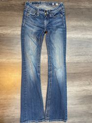 480 | Miss Mee, True Religion & Rock revival Jeans