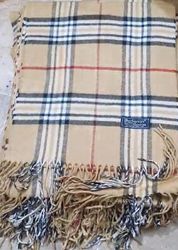 Burberry scarve