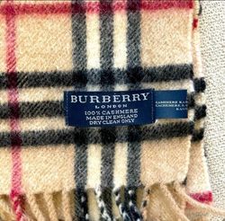 Supreme vintage Burberry scarve