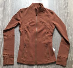 Lululemon Jackets 19 PCs
