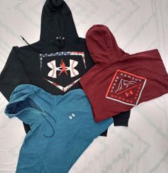 CRZ0156 Vintage Under Armour Performance Hoodies