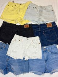 Levi’s Mini Shorts | V-T094