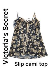 「すべてのVictoria secretのトップス」