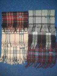 Burberry scarve
