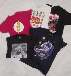 ZV0240  Movie/show printed T shirt