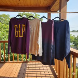 AV-0136 GAP SweatShirts And Knitwear
