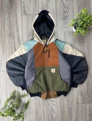 Jaquetas multicoloridas estilo rework da Carhartt