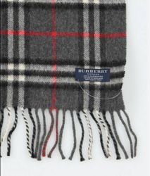 Vintage Burberry scarve