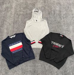 Vintage Tommy Hilfiger Sweatshirts