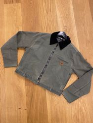 Upcycled Cropped Carhartt Jacket - 20pcs..