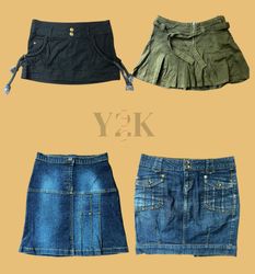 Skirt the Norm: Y2K Edition (Yv-397)