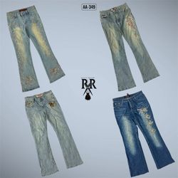 Jean en denim brodé de l'ère Britney Y2K (AA-349)