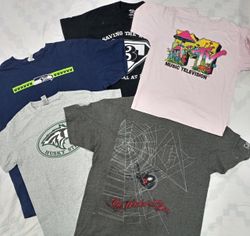 Pacote de Camisetas Gráficas Vintage Sem Marca CRZ..