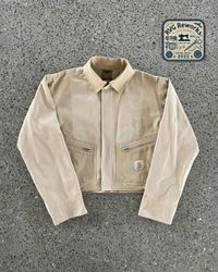 Jaqueta cropped Carhartt reciclada