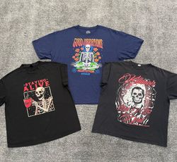 Camisetas vintage com caveiras