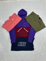 Nike Sweatshit and Hoodies