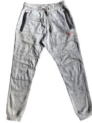 pantalones de chándal Nike & Adidas