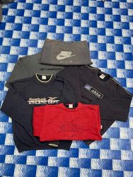 Sudadera vintage de Nike, Adidas o mezcla de marca..