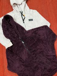 Pink Hoodie's