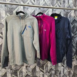 AV-0171 The North Face Track Tops
