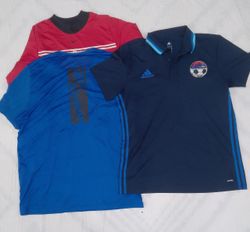 Pacote de Camisetas Esportivas de Marcas Misturada..