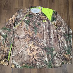 AV-178 Under Armour Camisetas L/S