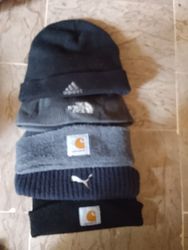 Carhartt & mixed beanie