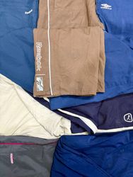 Pantaloni sportivi con marchio