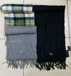 Foulards Barbour & Calvin Klein