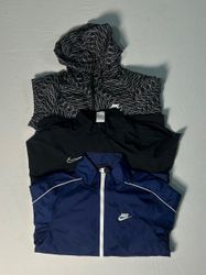 jaqueta corta-vento Nike WR_0196