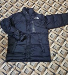 TNF Puffer 900