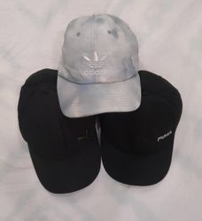 CRZ0527 Vintage Mix Branded Caps Bundle