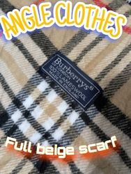Burberry scarve