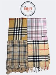 T1977 Burberry Scarves 🧣 Shawls