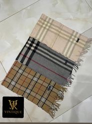Collezione di Sciarpe Vintage Burberry 💫 #011125