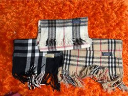 Burberry scarve