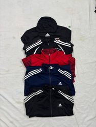 Adidas Laufjacke & Hoodie